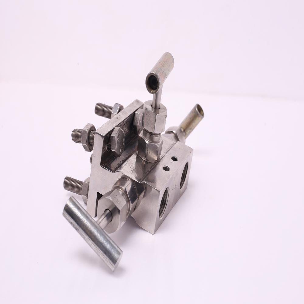 Flanged type Manifold Valve