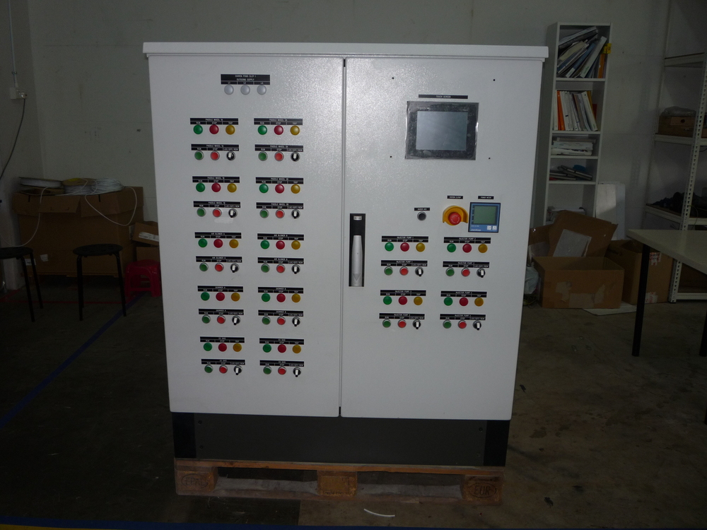 Flash Farm Cube Control Panel