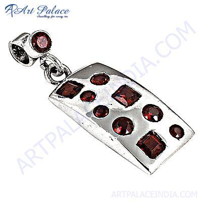 Fastival Garnet Gemstone Sterling Silver Pendant 