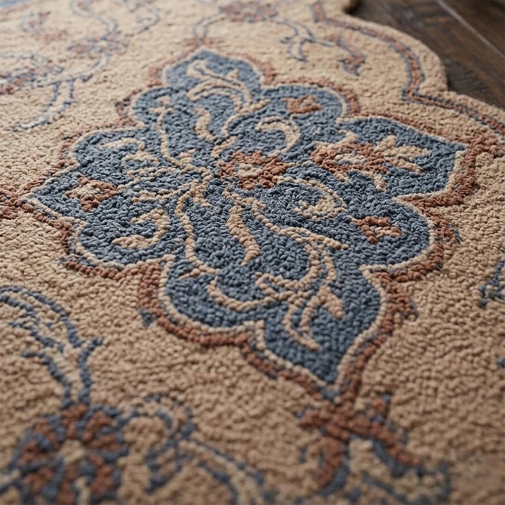 Scalloped Floral Wool Rug