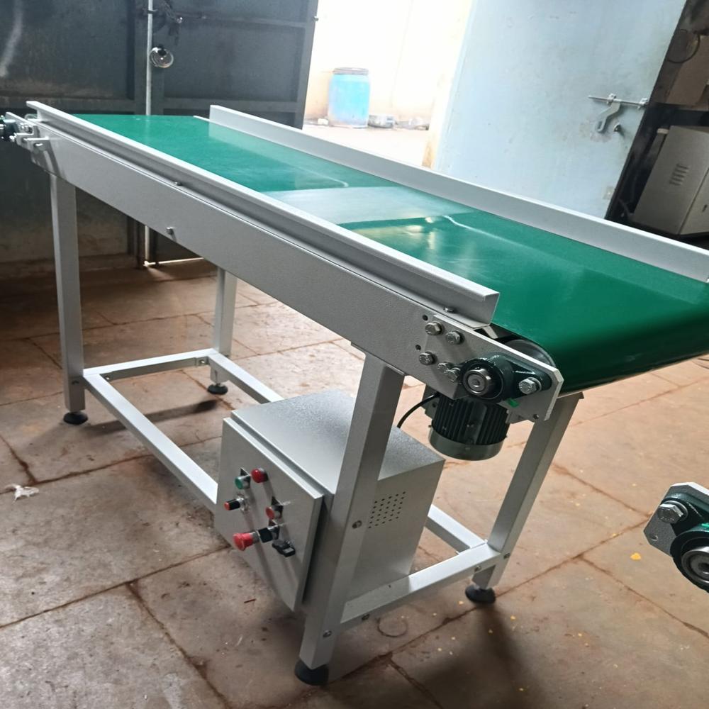 Flast belt conveyor system