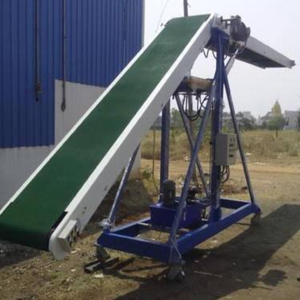 Cleated inclined Belt Conveyor