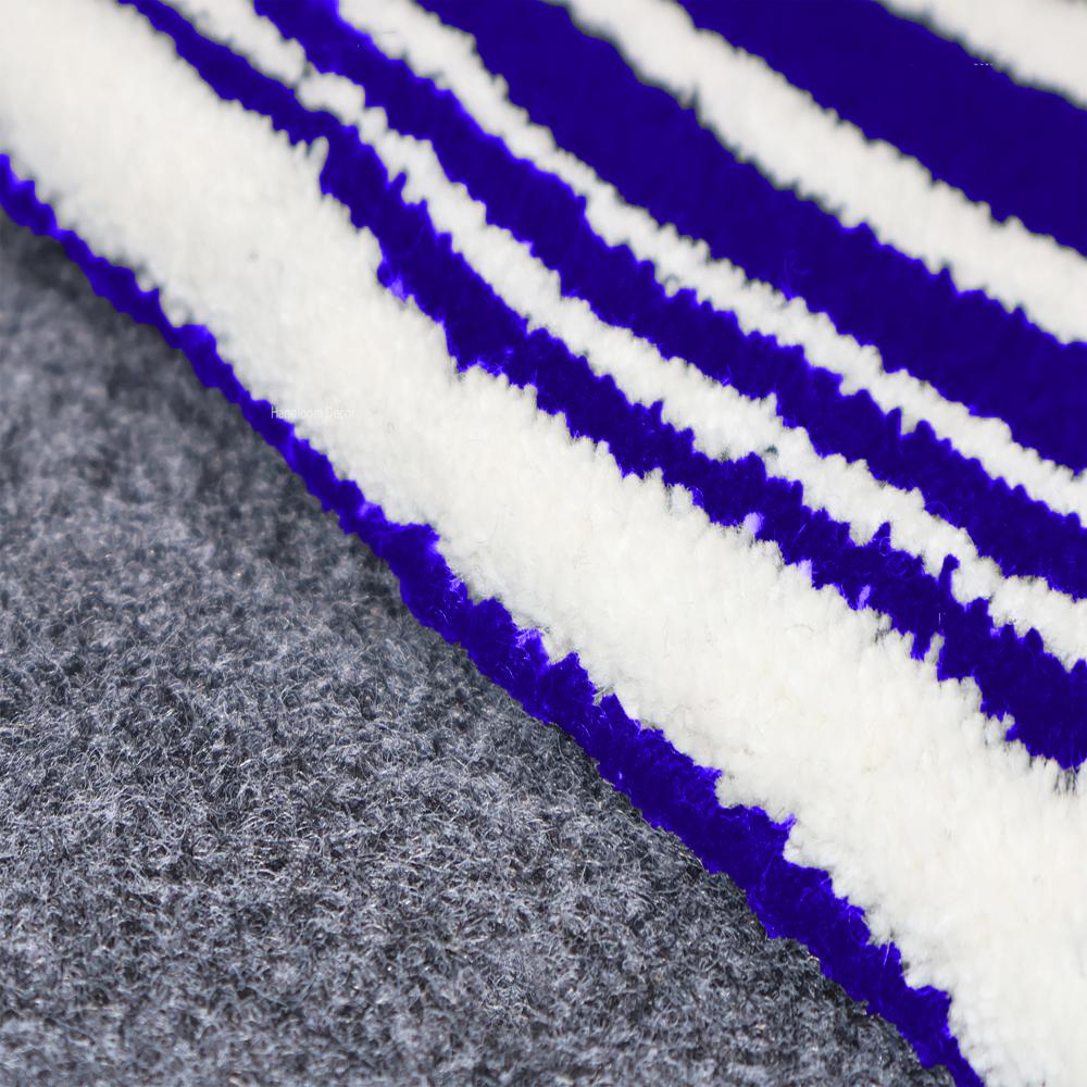 Blue & White Abstract Wave Tufted Rug
