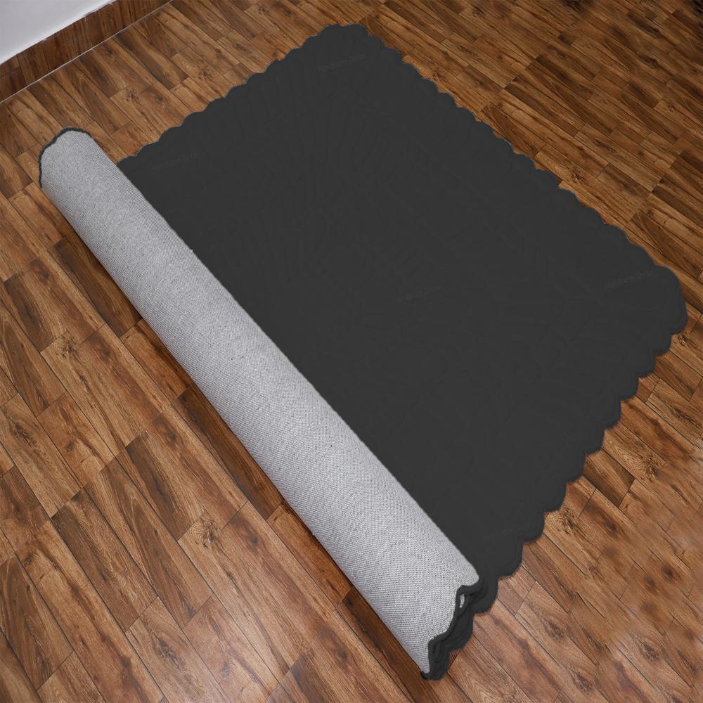 Black Minimalist Tufted Rug