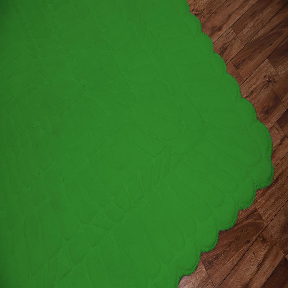 Green Minimalist Tufted Rug