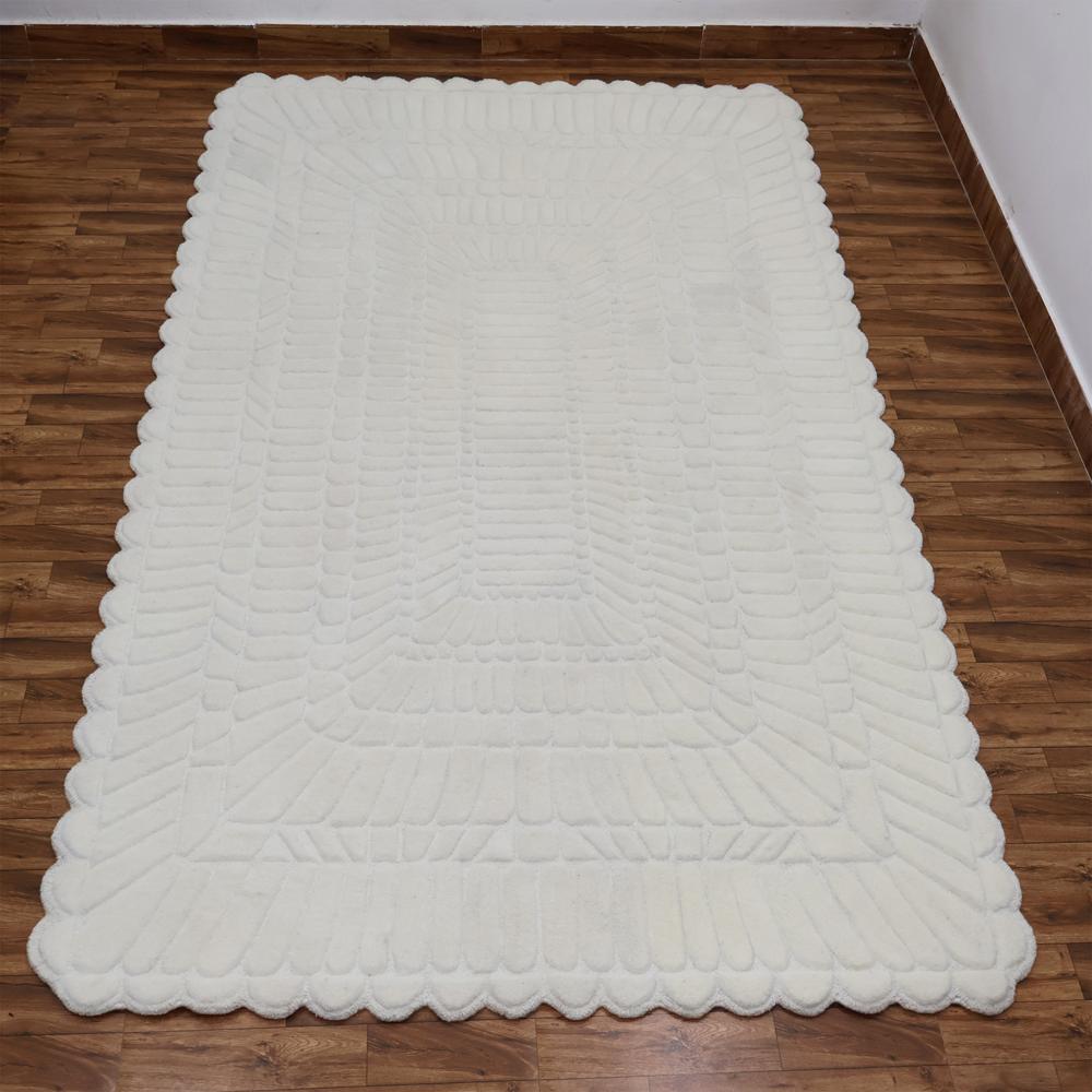 White Minimalist Tufted Rug