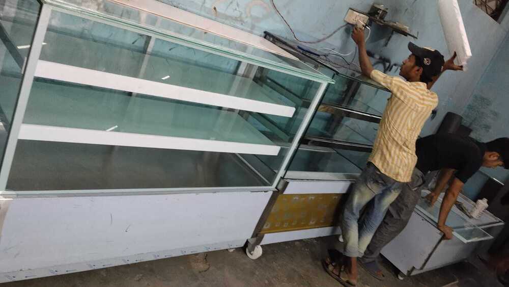 Sweet Glass Display Counter