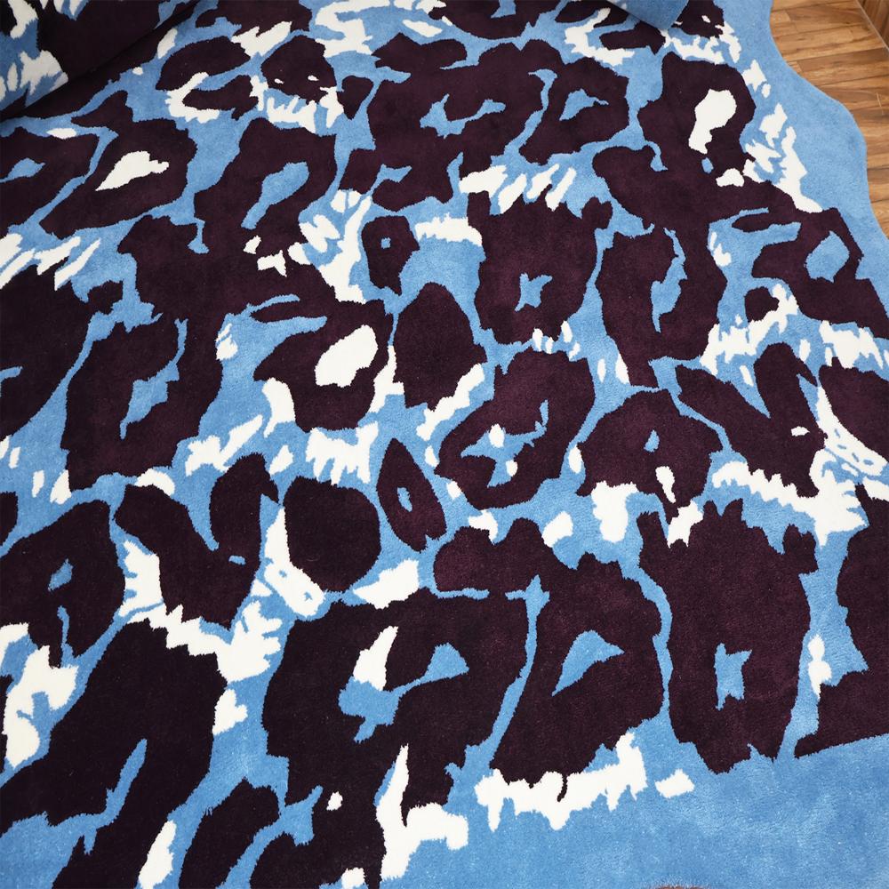 Abstract Blue Black White Hand-Tufted Rug