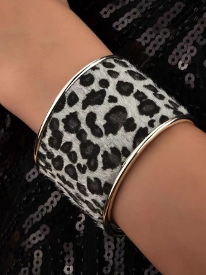 Leopard Print Statement Cuff Bracelet - Color: Gold