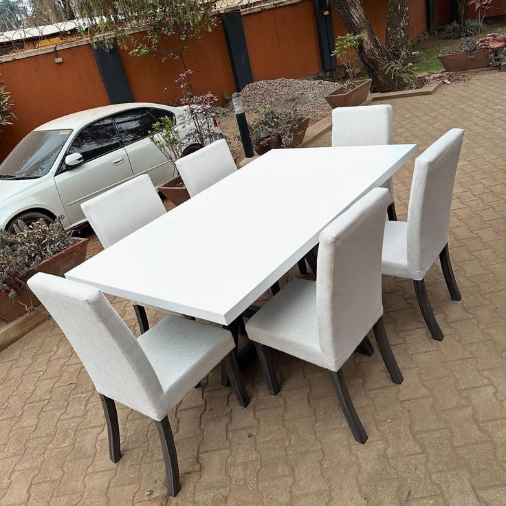 6 Seater Dinning Table