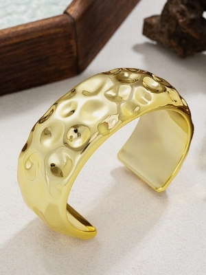 Sculpted Hammered Gold Cuff Bracelet - Weight: 0.15