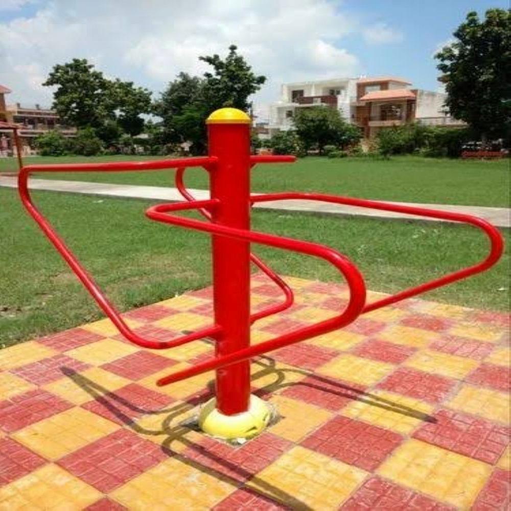 Open Gym Exercising Bar