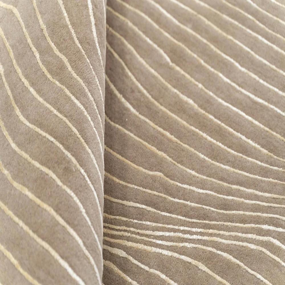 Organic Wavy Line Modern Rug