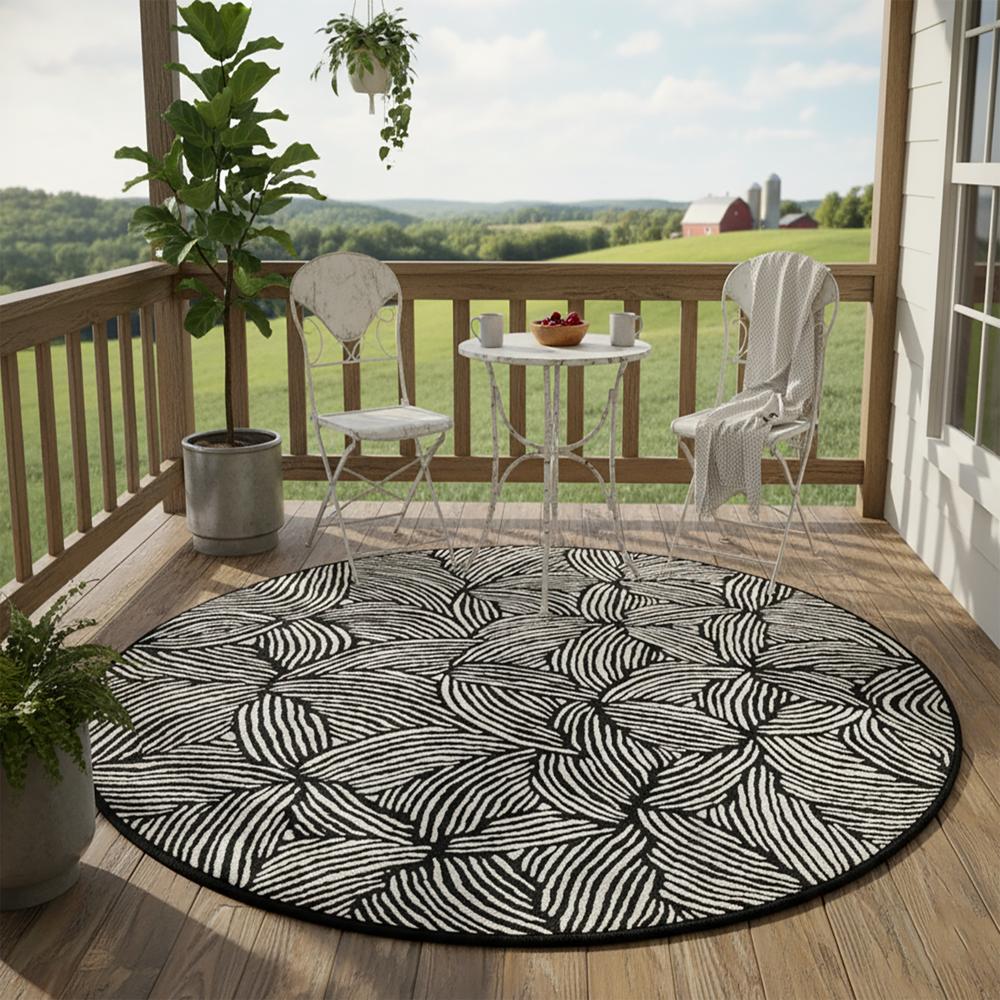 Monochrome Abstract Wavy Line Round Ru