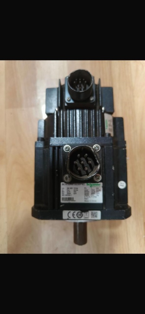 Schneider Electric Lexium Bch Ac Servo Motor - 1 Kw 2000 Rpm - Application: Cnc Machinery & Milling Axes