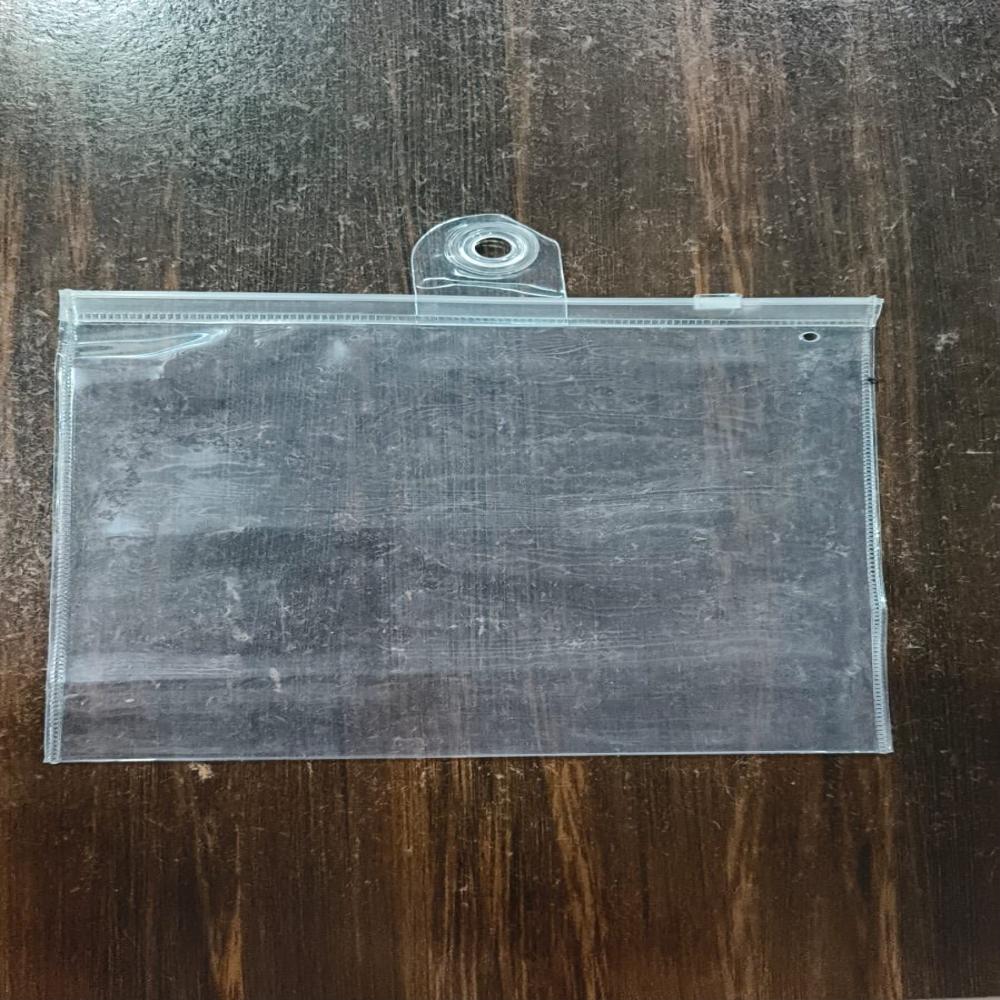  Pouches