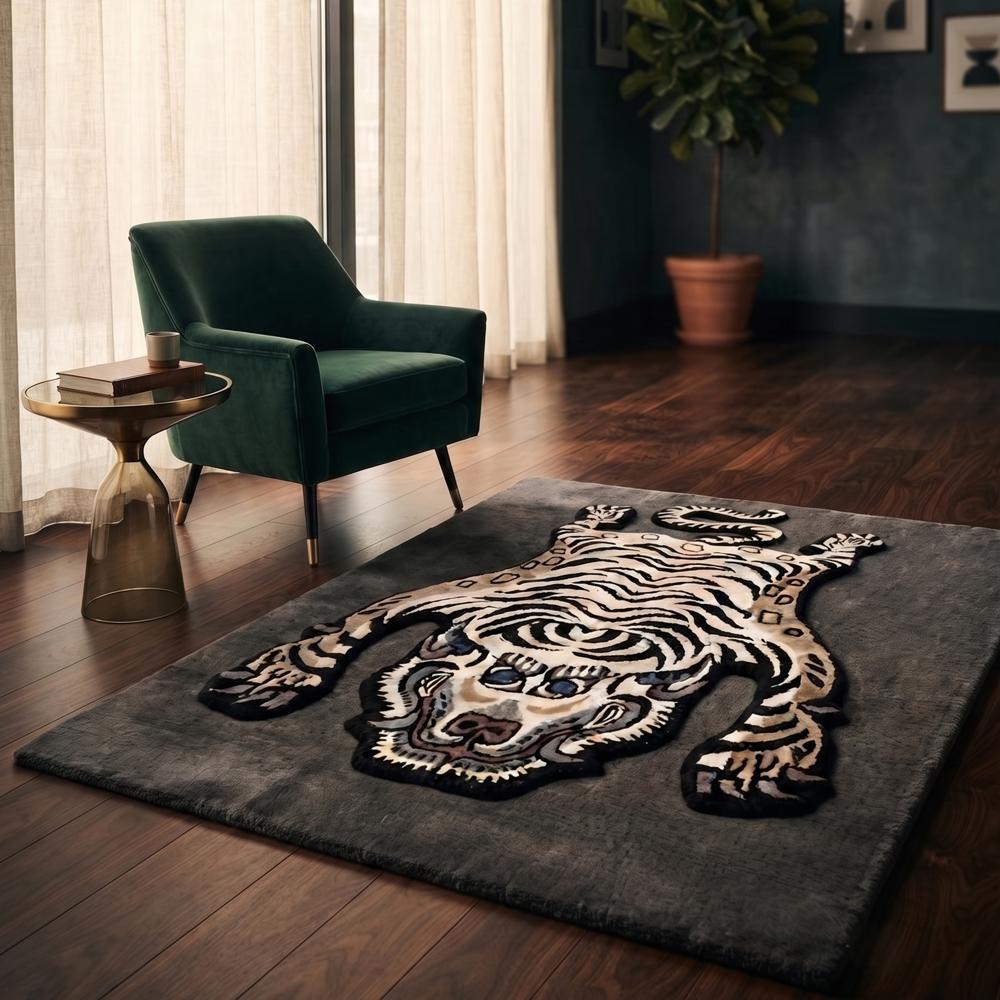 Hand-Tufted Tibetan White Tiger Motif Wool Area Rug