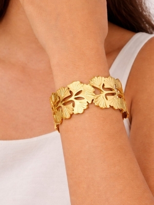 Floral Cutwork Gold Cuff Bracelet - Weight: 0.15