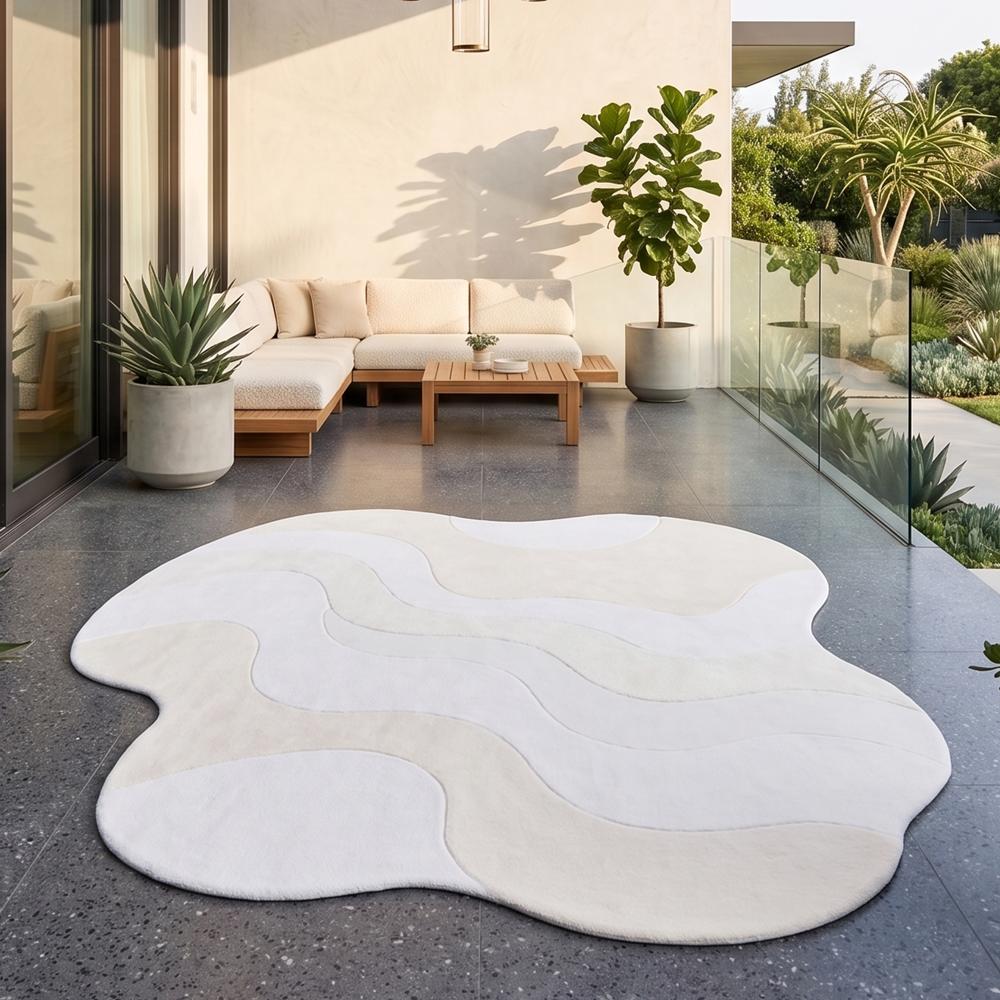 Hand-Tufted Organic Wavy Shape Cream Wool Area Rug