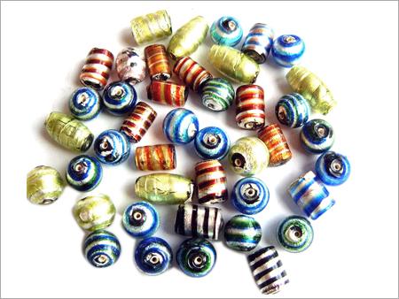 फैंसी लैम्पवर्क सिल्वर फॉयल ग्लास बीड्स