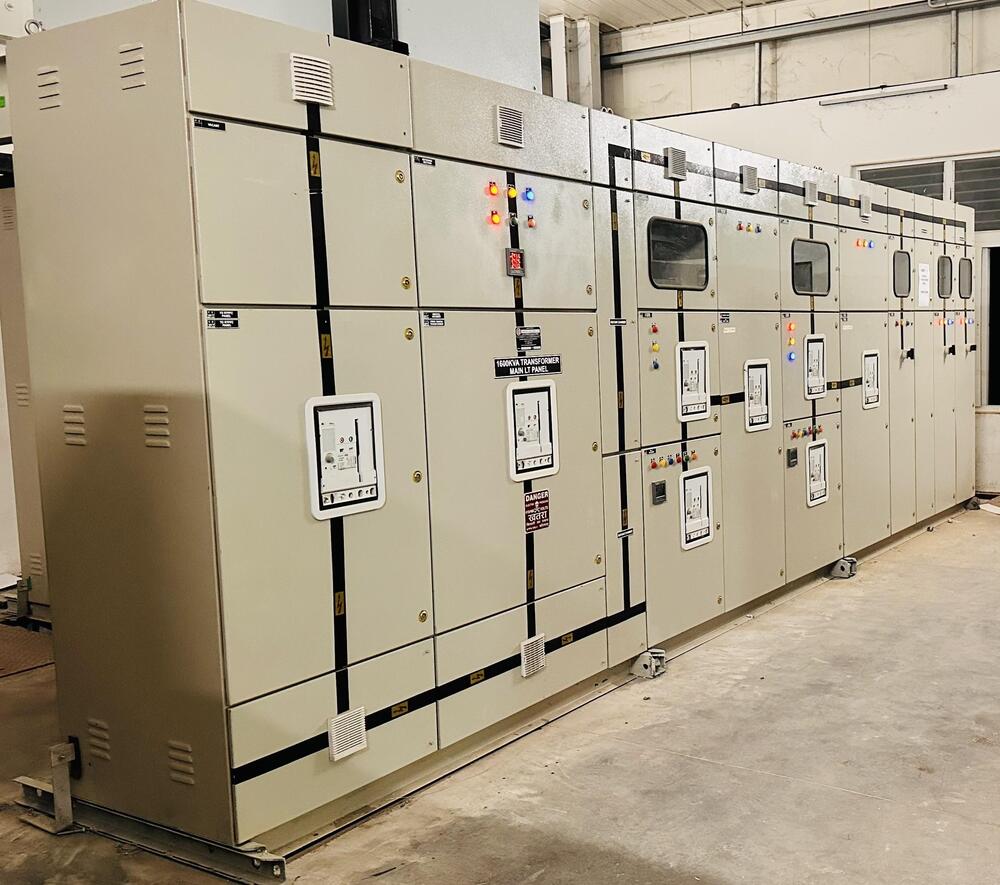 MAIN LT PANEL
