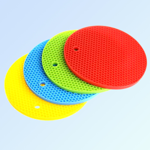 Silicone Trivet Mats, Heat Resistant Non-Slip Pot Holder & Table Protector Set Of 4 - Color: Random