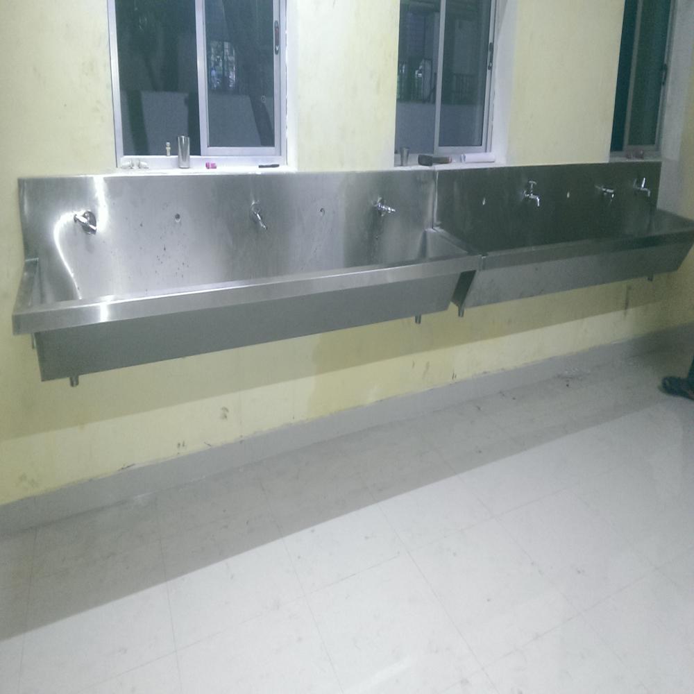 Ss 304 Wal Mounted Hand Wash Sink