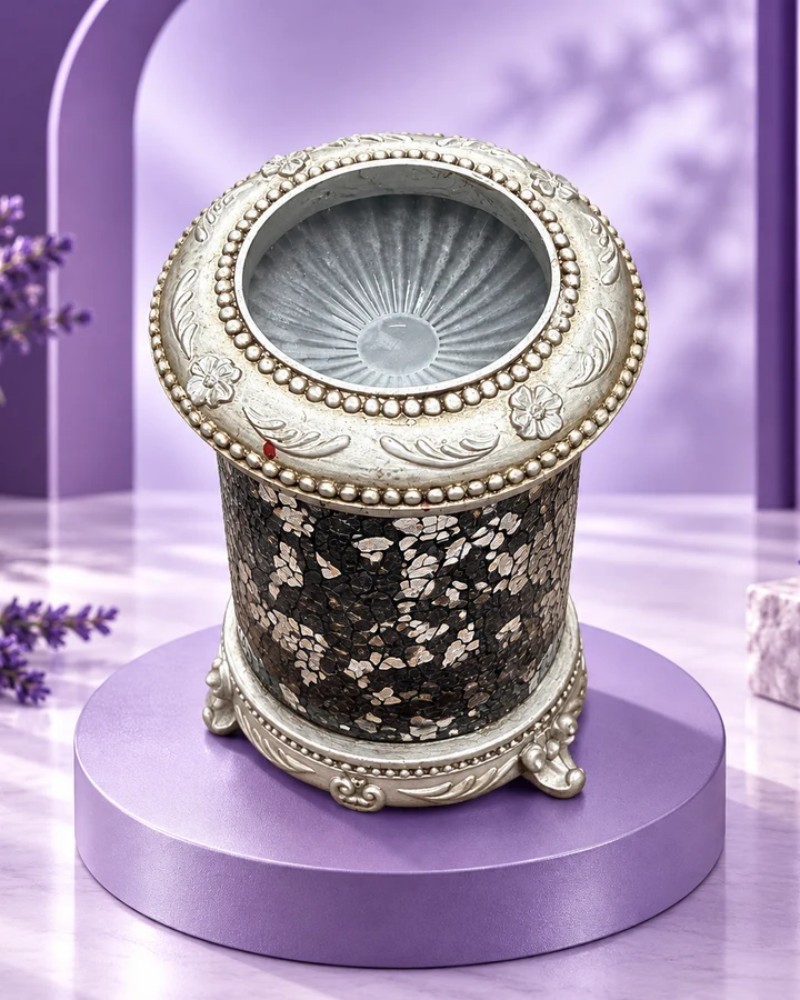 Black & White Glass Diffuser
