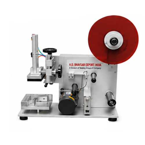 Flat Bottle Labeling Machine