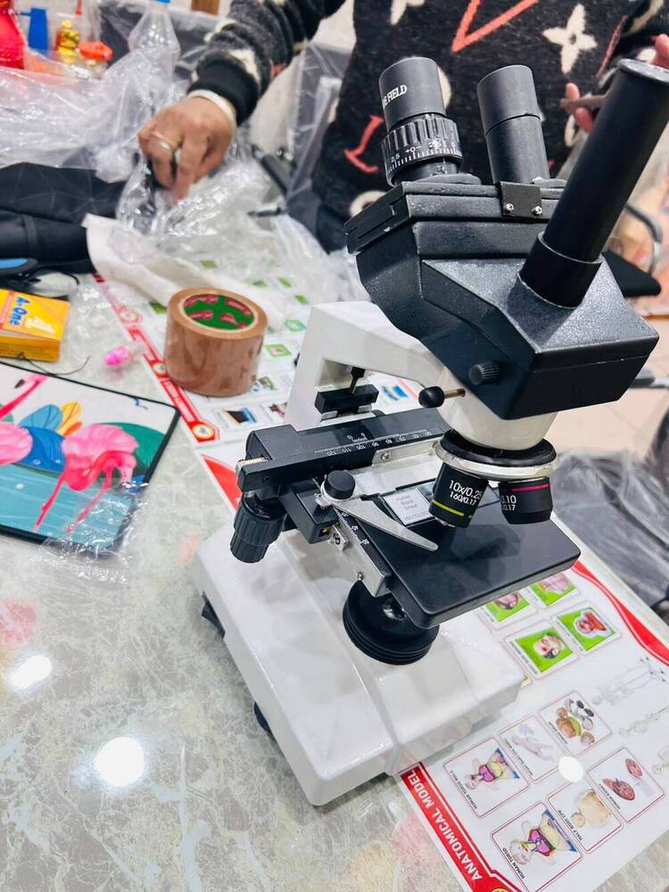 Binocular Microscope