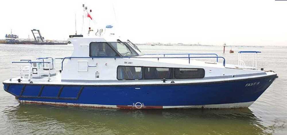 FRP Crew Transfer Boats