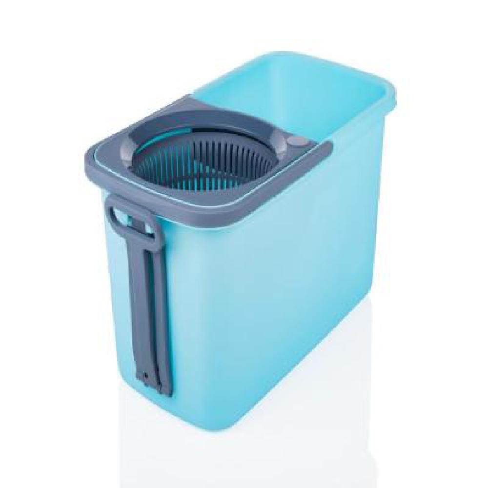 Mop with Plastic Wringer and Handle