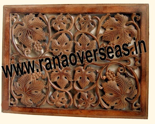 Polished Wooden Wall Panel In Square Shape