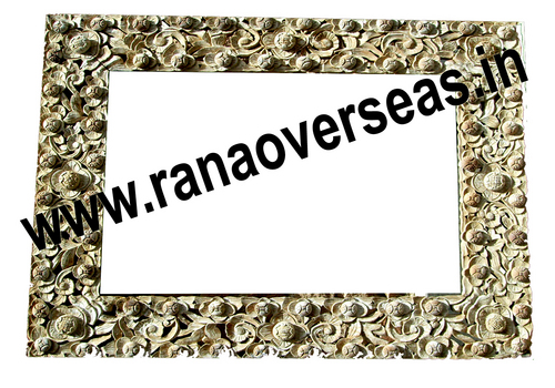 Polished Wooden Mirror Frame In New Design