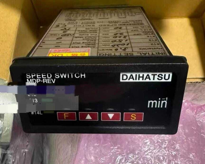 Daihatsu Speed Switch Mdp-Rev Digital Engine Tachometer & Speed Controller - Mounting Type: Panel Board Flush Mounting / Cutout Housing