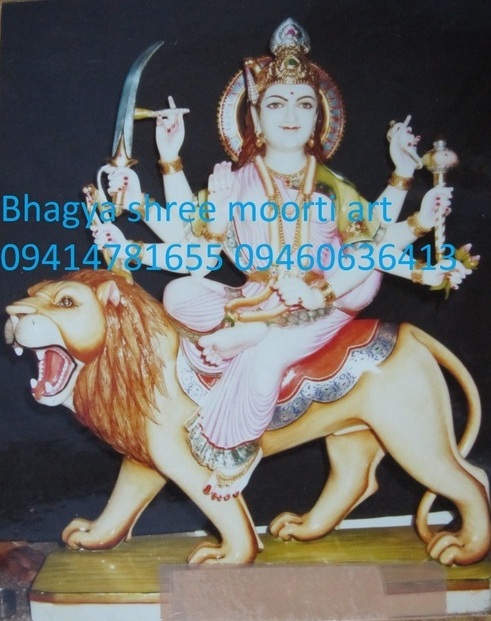 गौरी दुर्गा की प्रतिमा