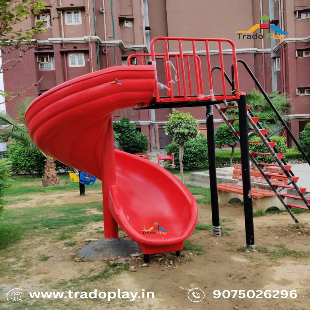 Tr09 Multiplay System - Powder Coated Mild Steel, Custom Size, Multi-activity Play | Durable, Uv Stabilized, Interactive Panels, Double Slide, Caterpillar Tunnel