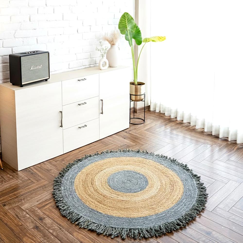Handcrafted Round Jute Rug with Fringed Edges