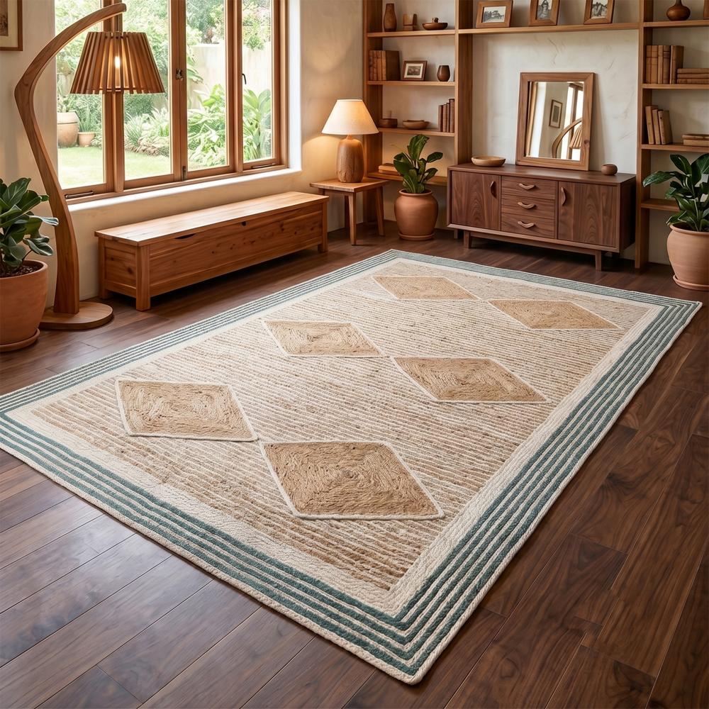 Handcrafted Geometric Diamond Jute Rug