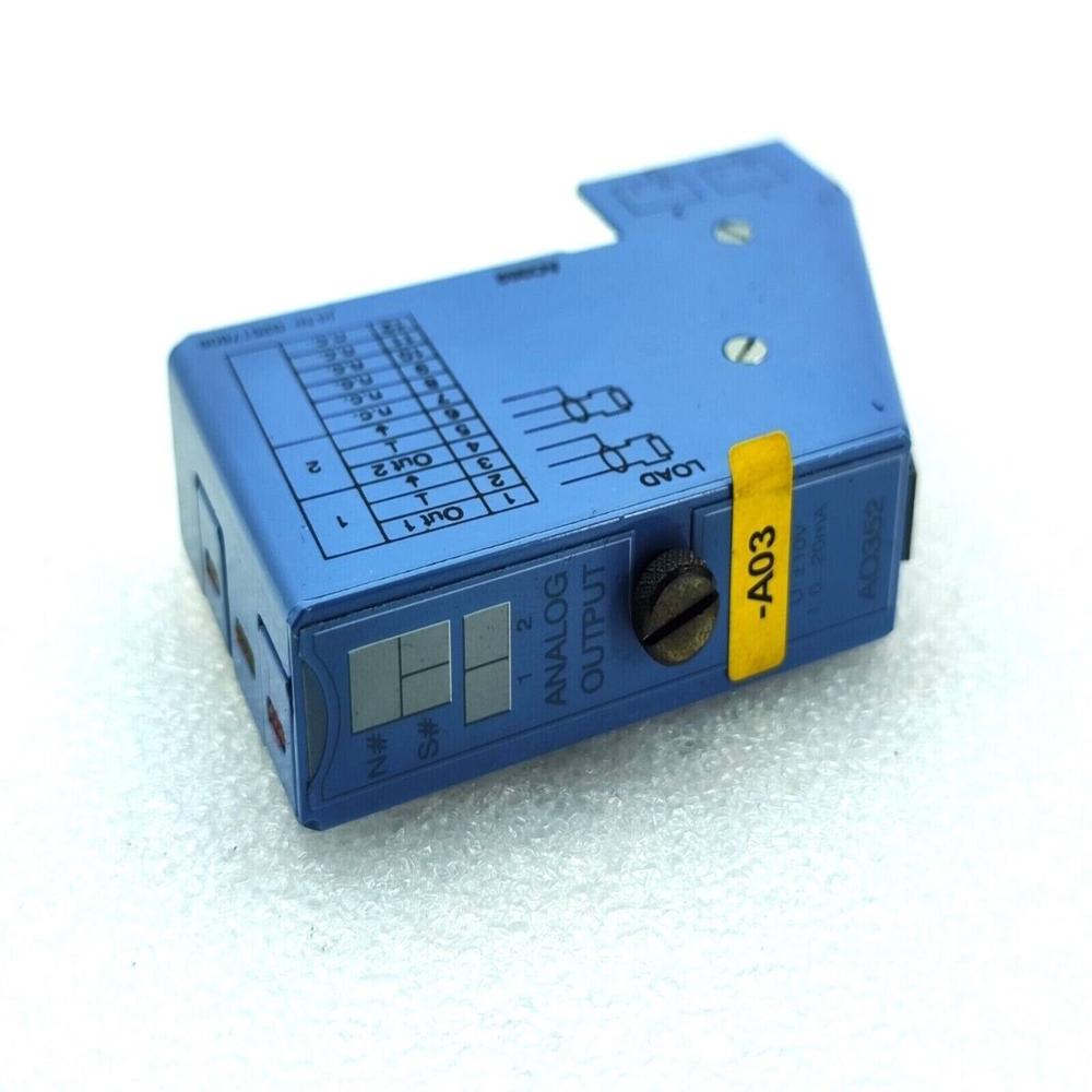 ANALOG OUTPUT MODULE