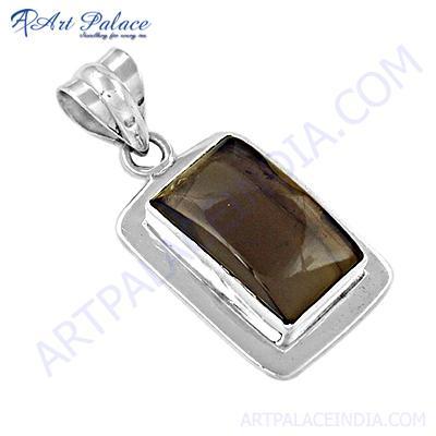 चमकदार स्मोकी क्वार्ट्ज रत्न चांदी का लटकन