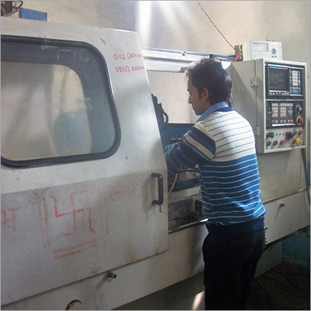 CNC मशीन कार्य
