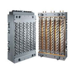 पेट मोल्ड