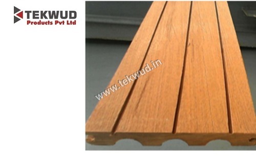 लकड़ी-प्लास्टिक मिश्रण का डेकिंग