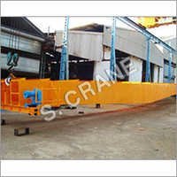भारी भरकम क्रेन