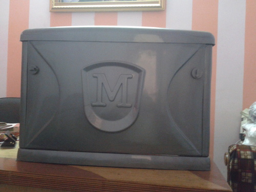 प्लास्टिक इनवर्टर टrolley