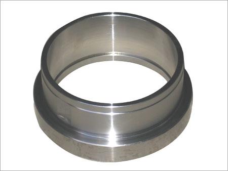 एल्यूमीनियम और पीतल के हिस्से