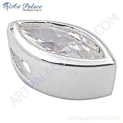 ग्रेसफुल ग्लैमर क्यूबिक जिरकोनिया सिल्वर पेंडेंट