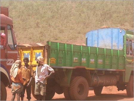 खनिज और रिफ्रैक्टरी