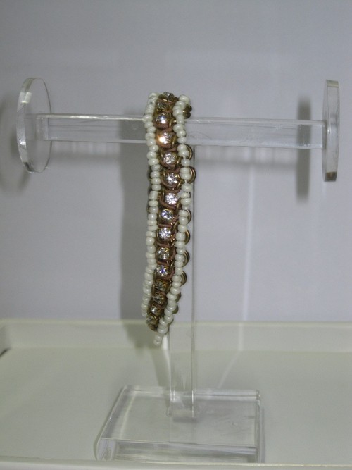 बहु मोती कंगन